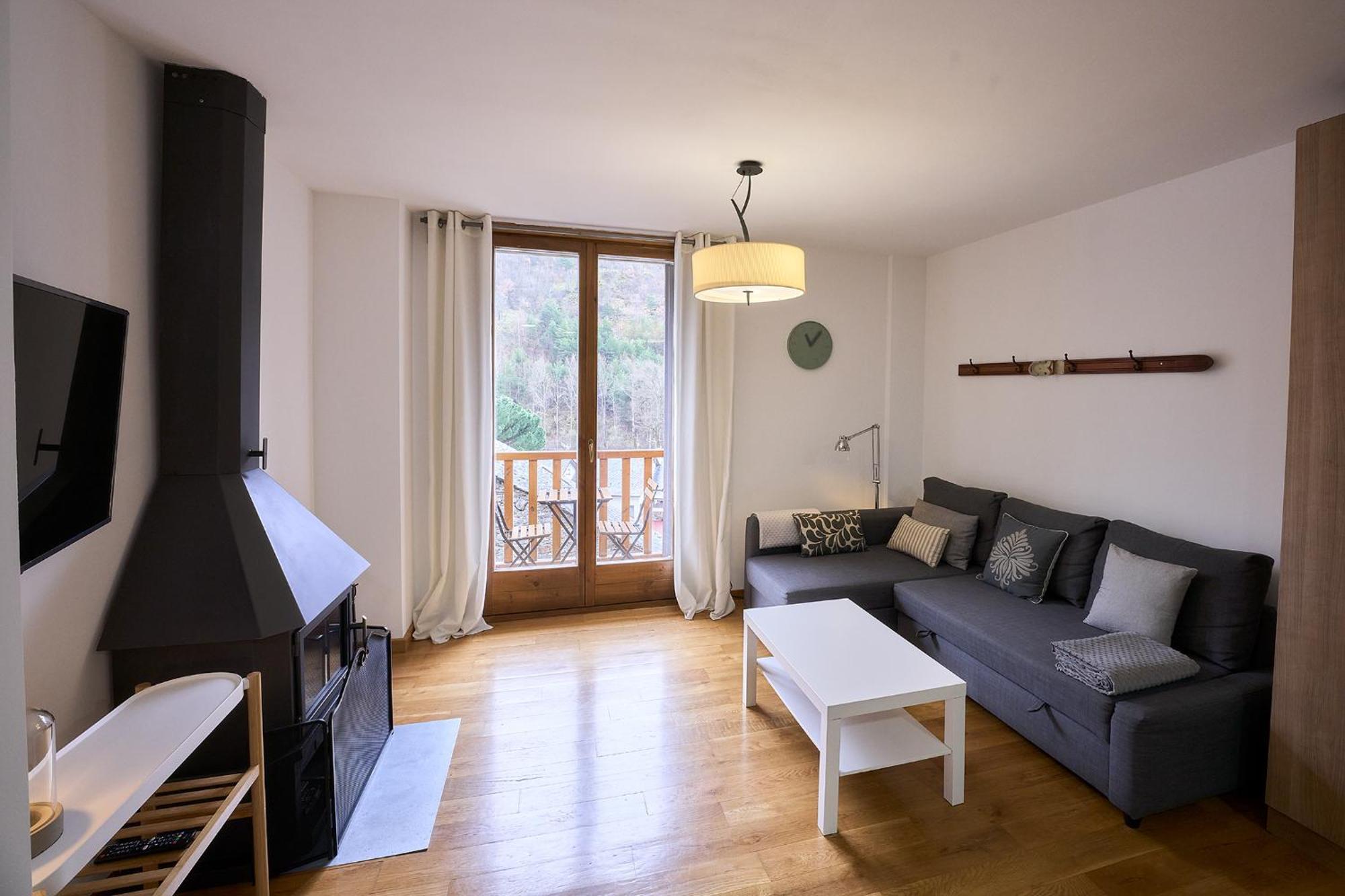 Apartamento Ainet Rural Mountain