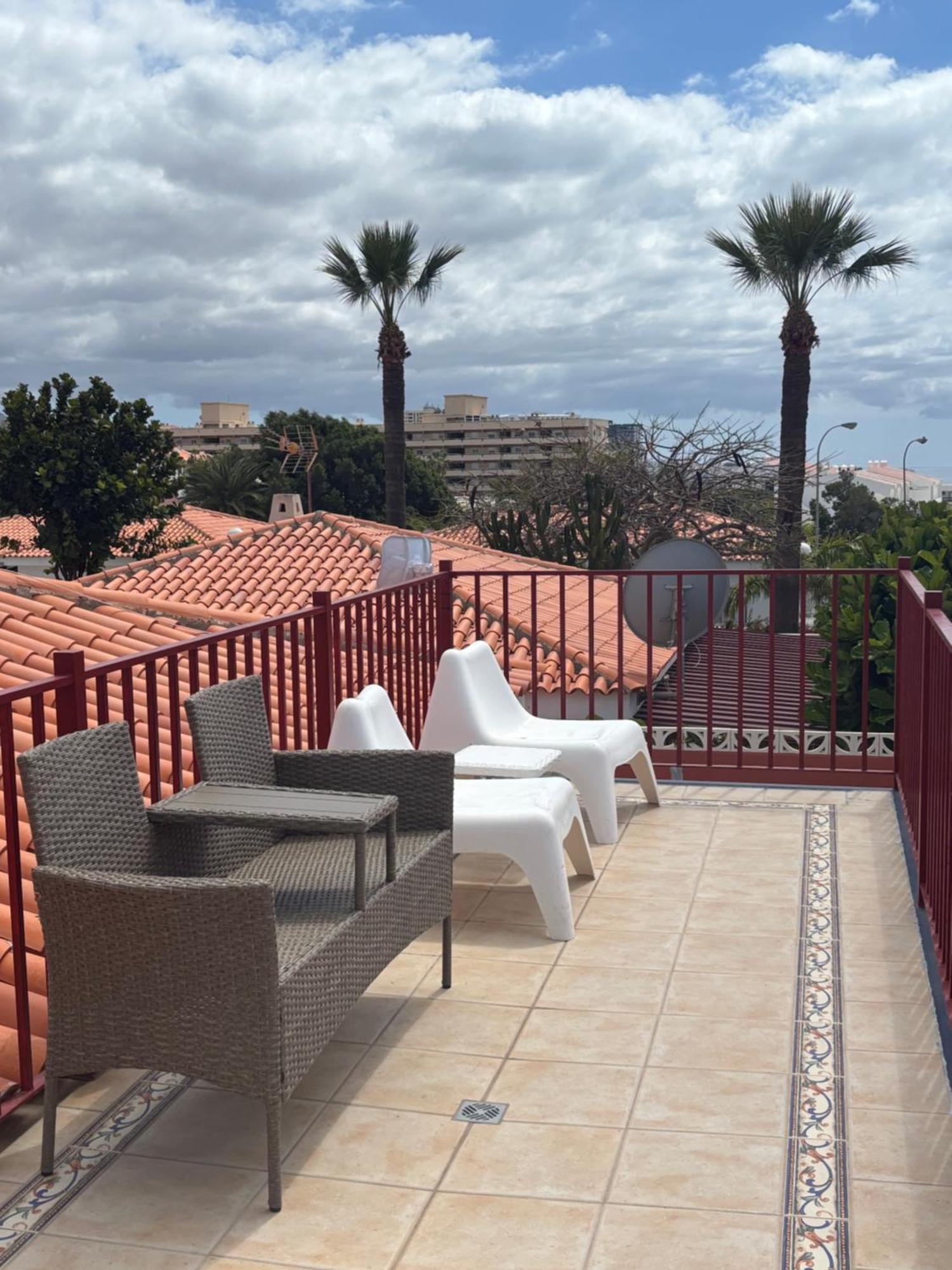 Casa Barmalei Private Pool & Rooftop Terrace Ocean View, Tenerife