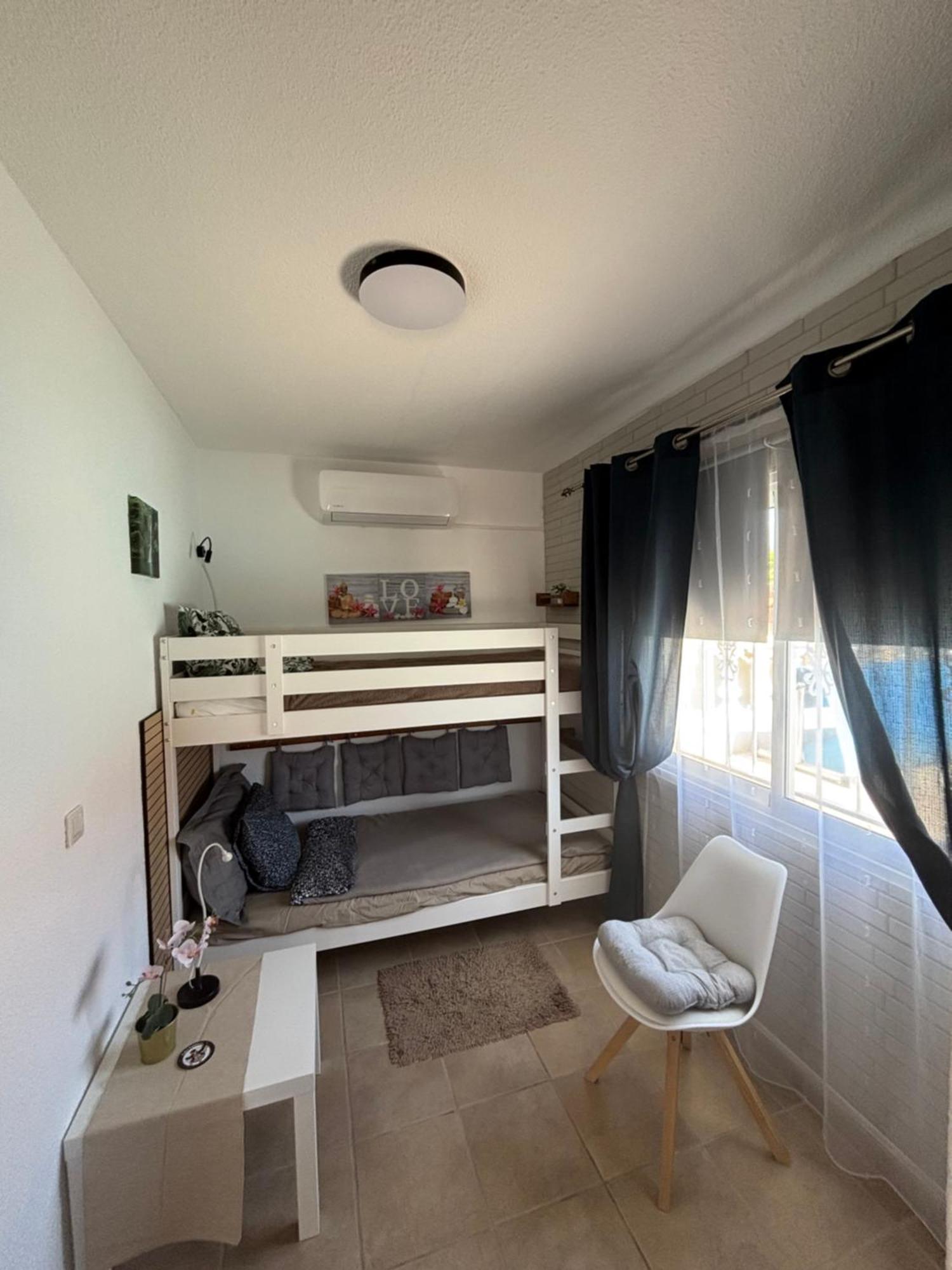 Casa Barmalei Private Pool & Rooftop Terrace Ocean View, Tenerife Villa