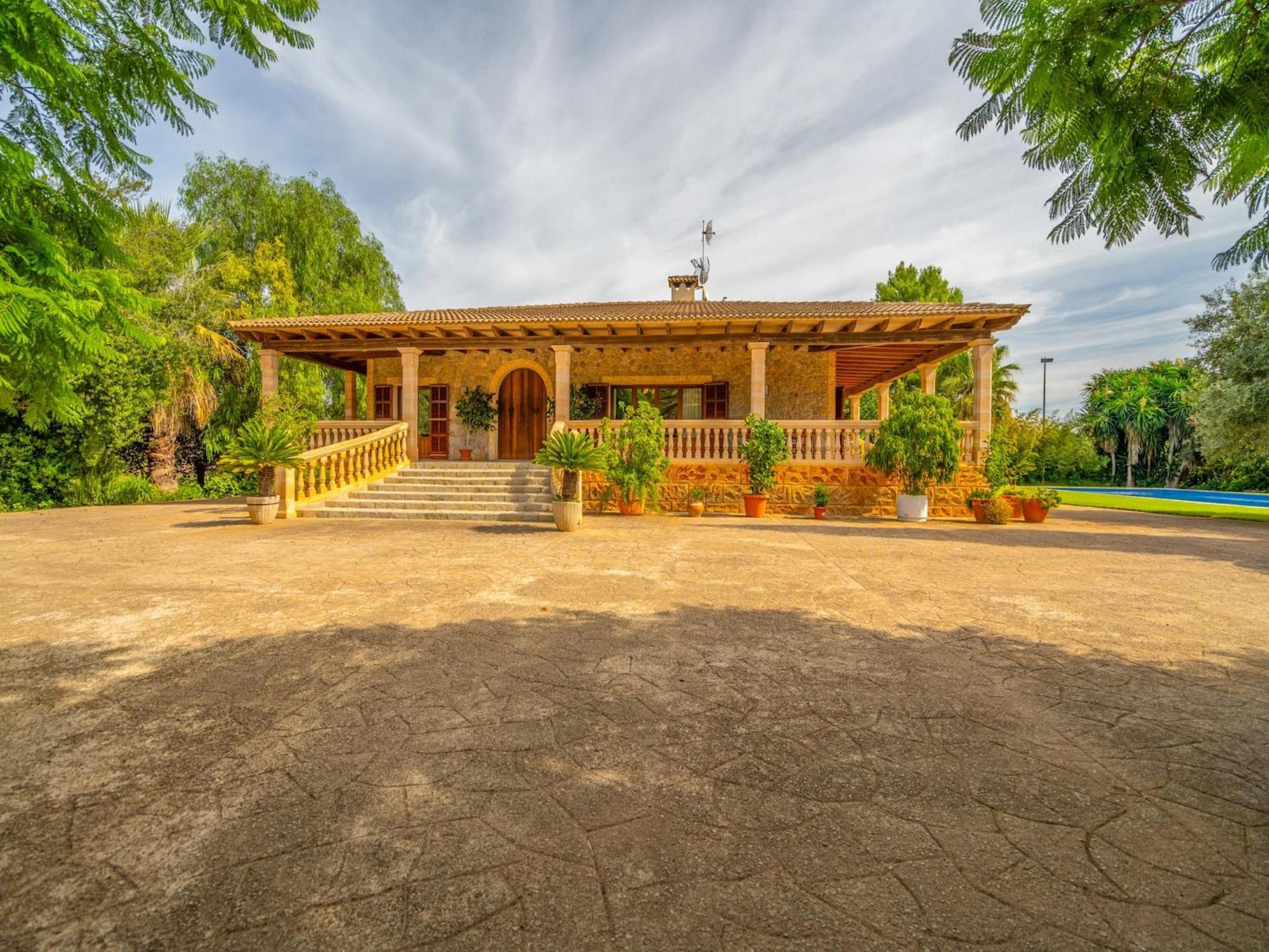 Villa Near Platja De Muro