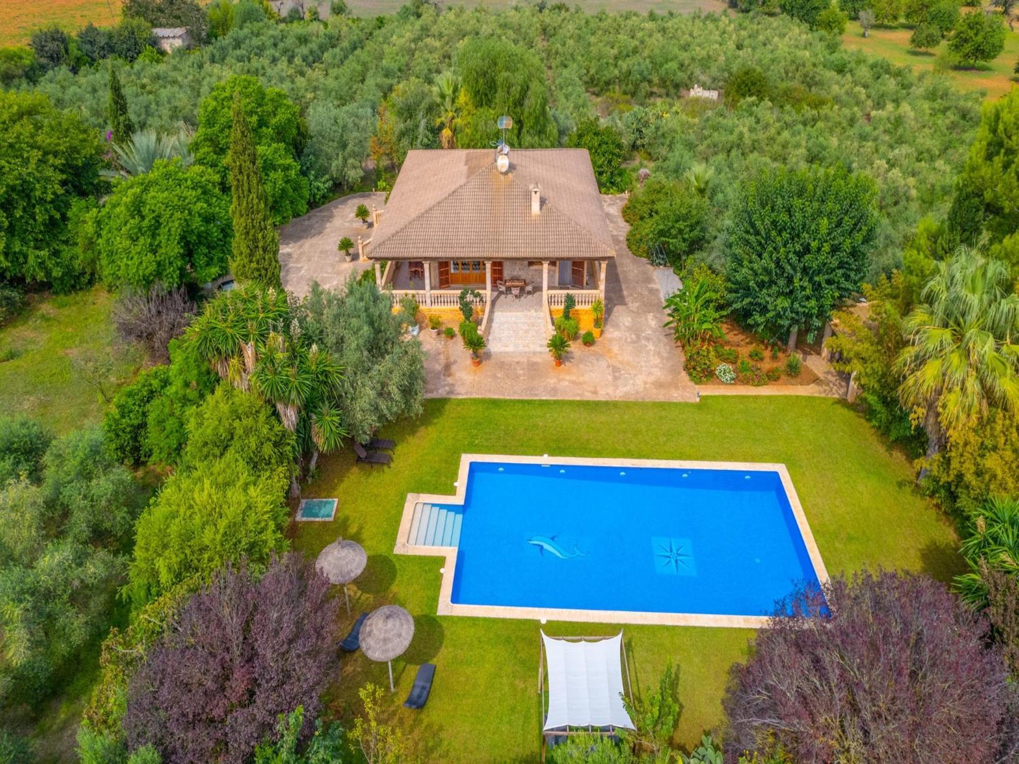 Villa Near Platja De Muro *