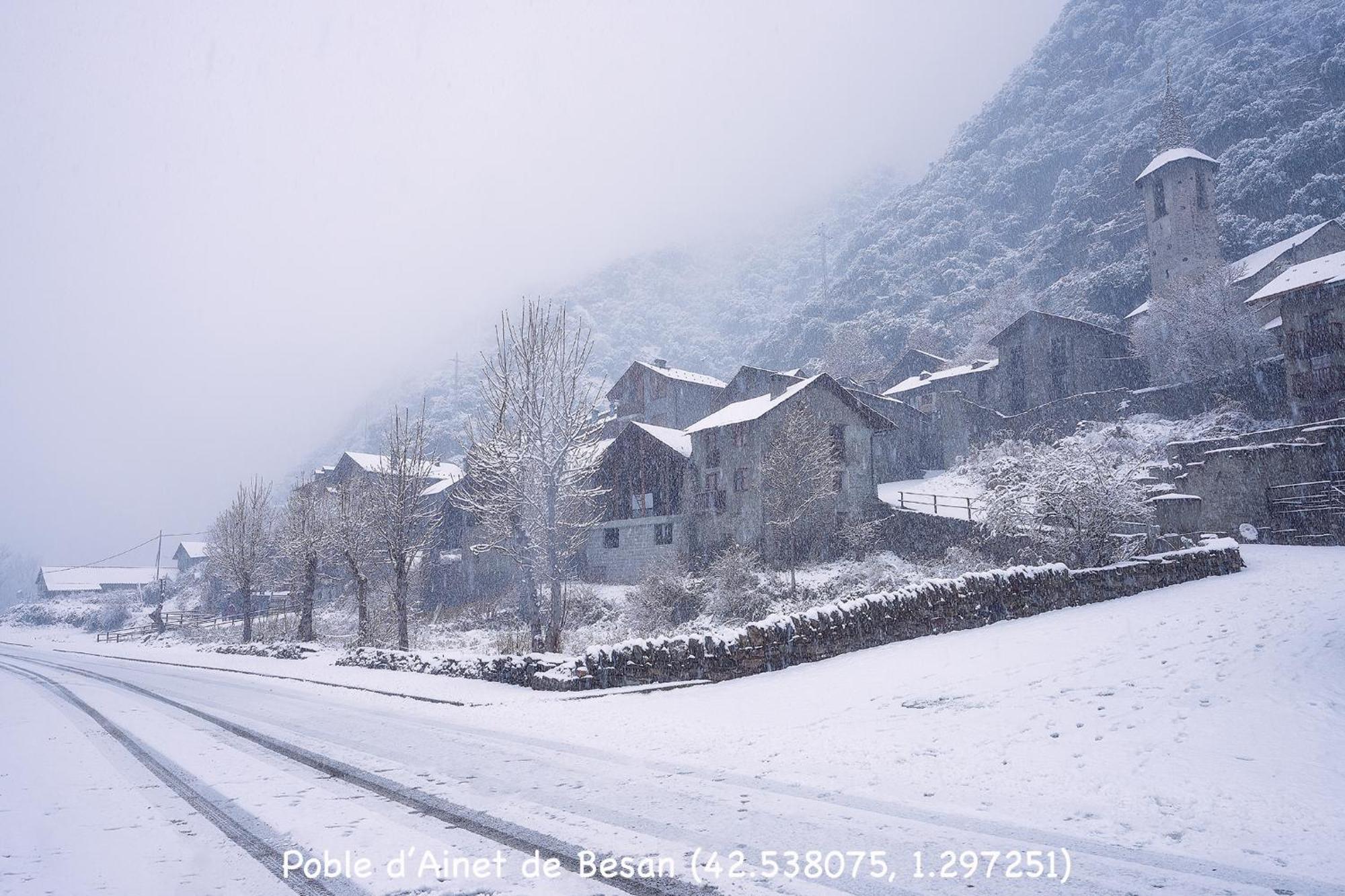 Ainet Rural Mountain Apartamento Ainet de Besan
