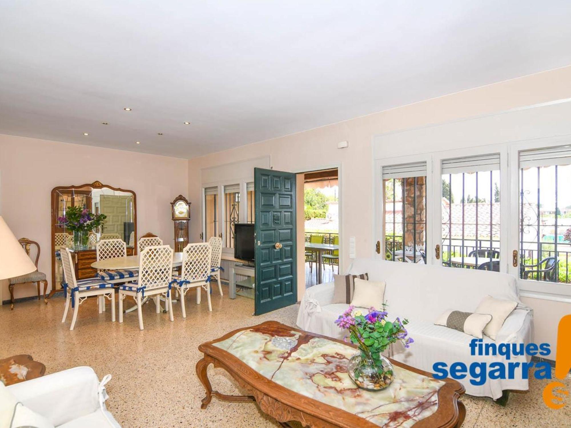 Сasa de vacaciones Con Piscina Privada Y Barbacoa, A 750m De La Playa - Es-320-24