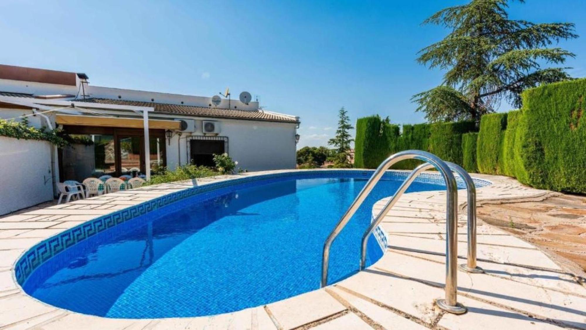 Leonor Con Piscina Privada Villa