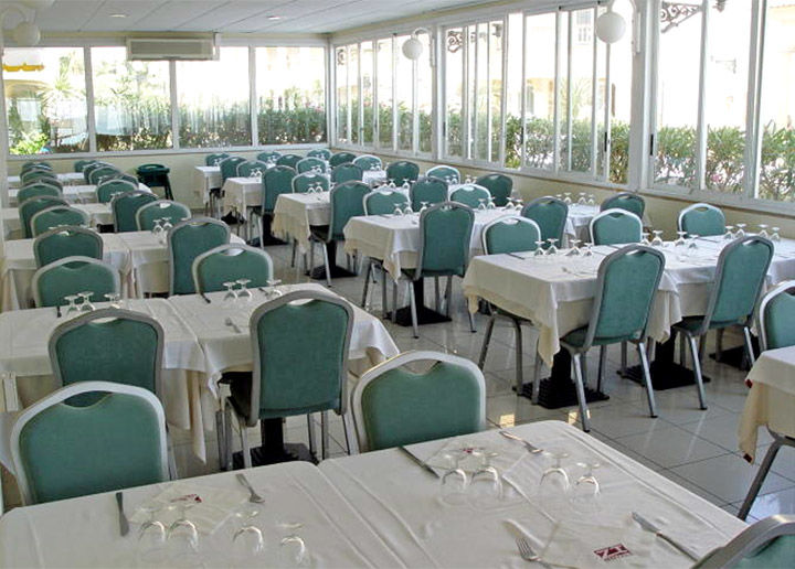 Turísticos Jardines Del Plaza Peñíscola