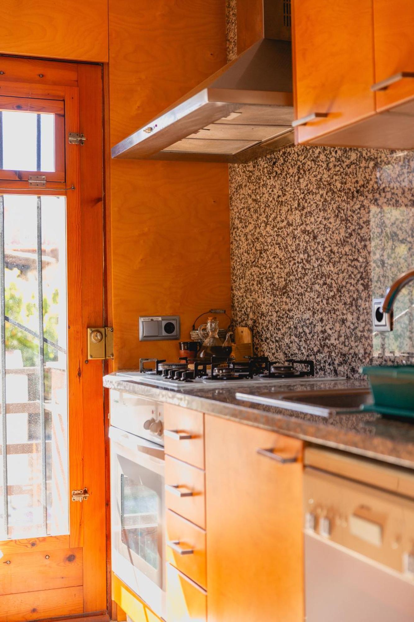 A S'agaro, 1er Etage, 3 Vue Vallee, Balcon Apartment