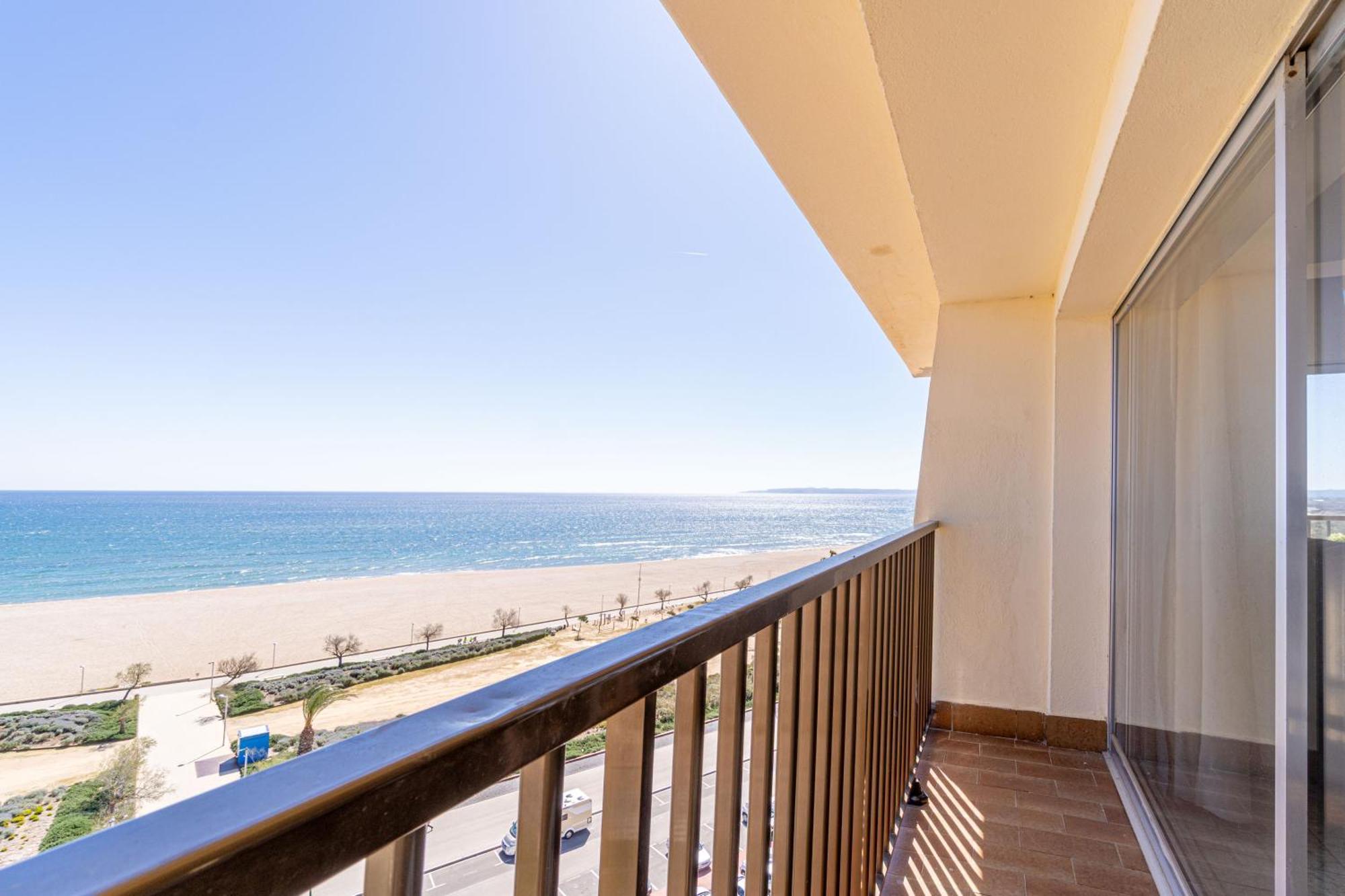 Basic Comfort Canigo 0030 Apartment Empuriabrava