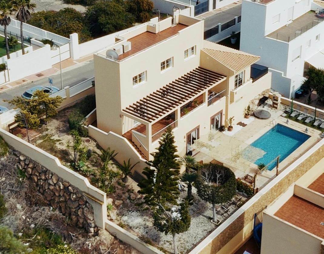 Dahi Villa