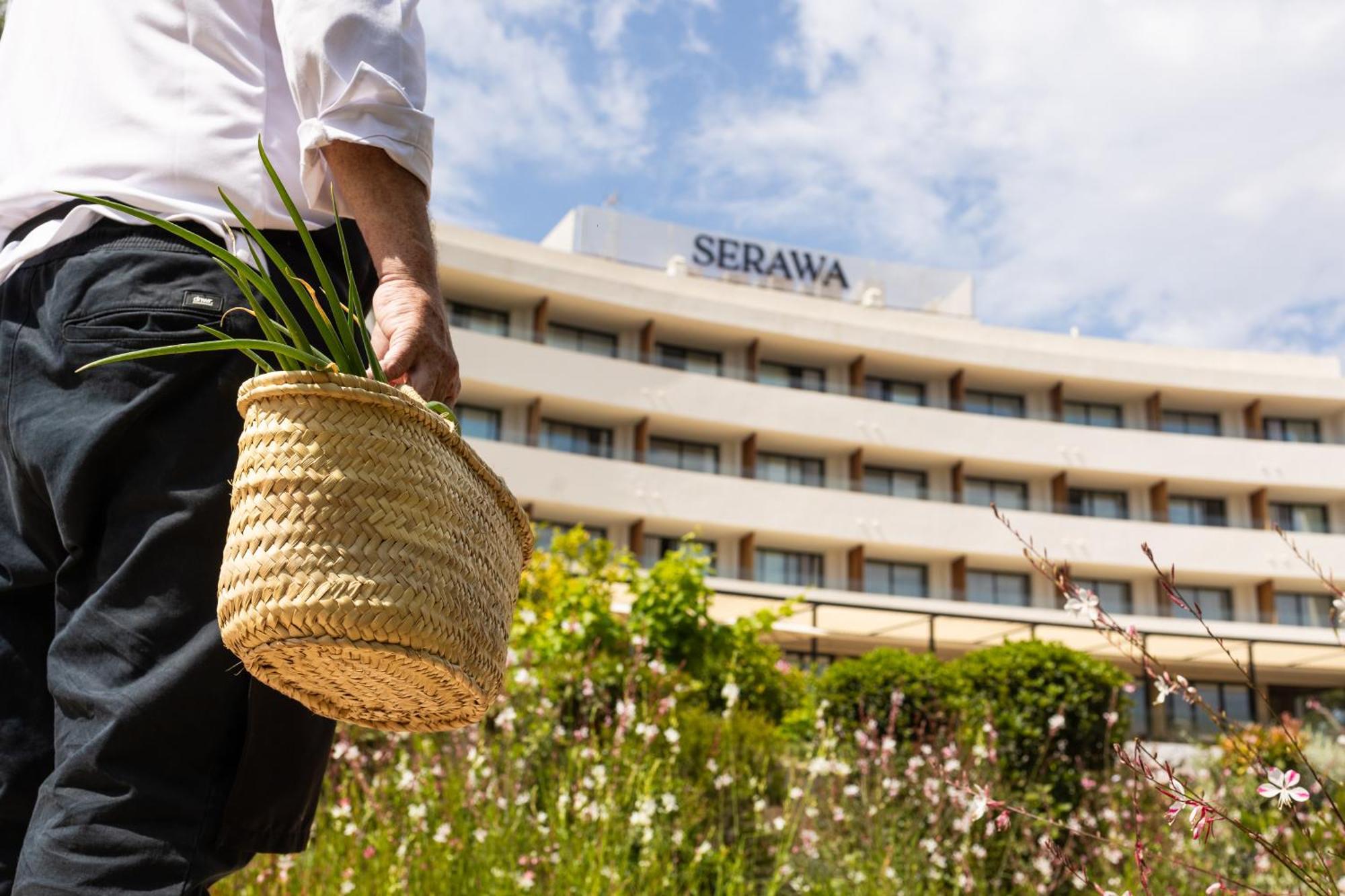 Serawa Hotel 4*