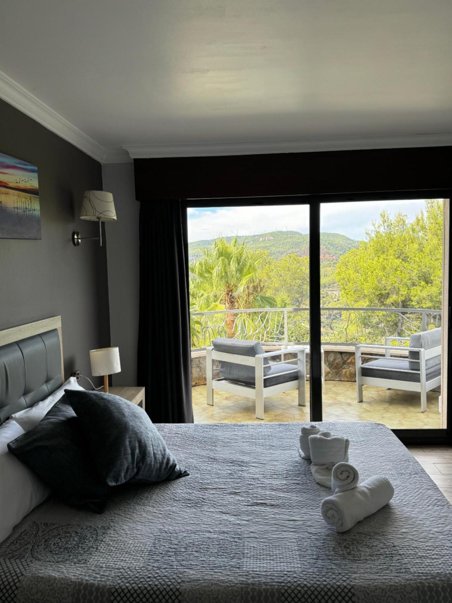 Petit Mirador Hotel 3*