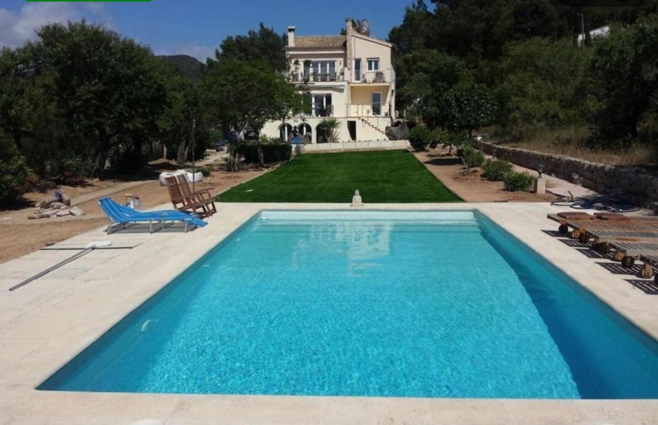 Port D'andratx Beautiful House, Swimming Pool & Jacuzzi 10-22 People Сasa de vacaciones