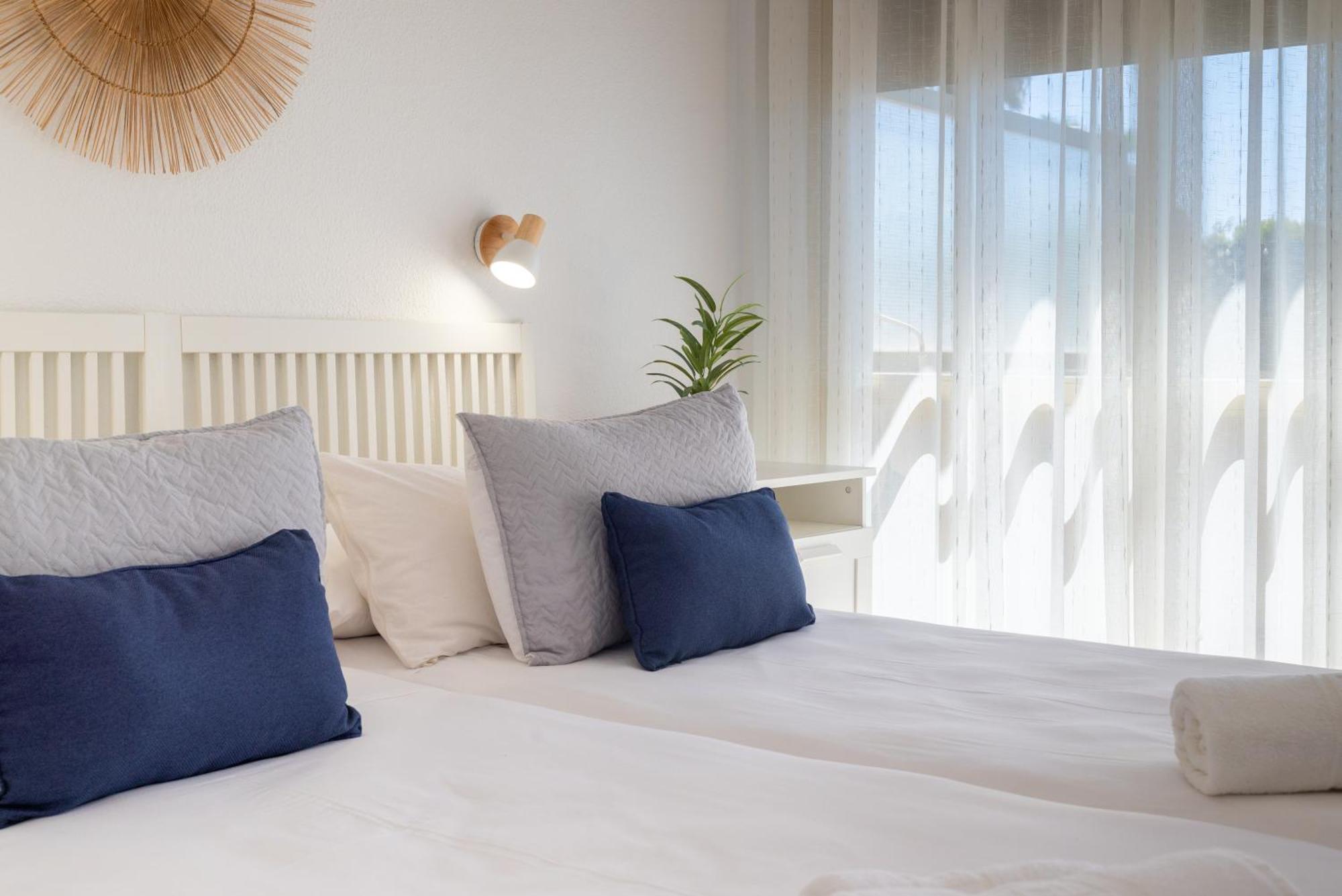 Apartment Oleholidays 1106 Romana Playa Primera Linea Playa