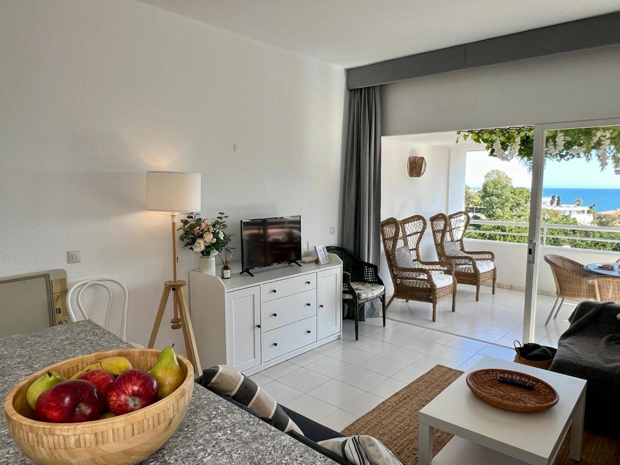 Miraflores Luxury Sea View