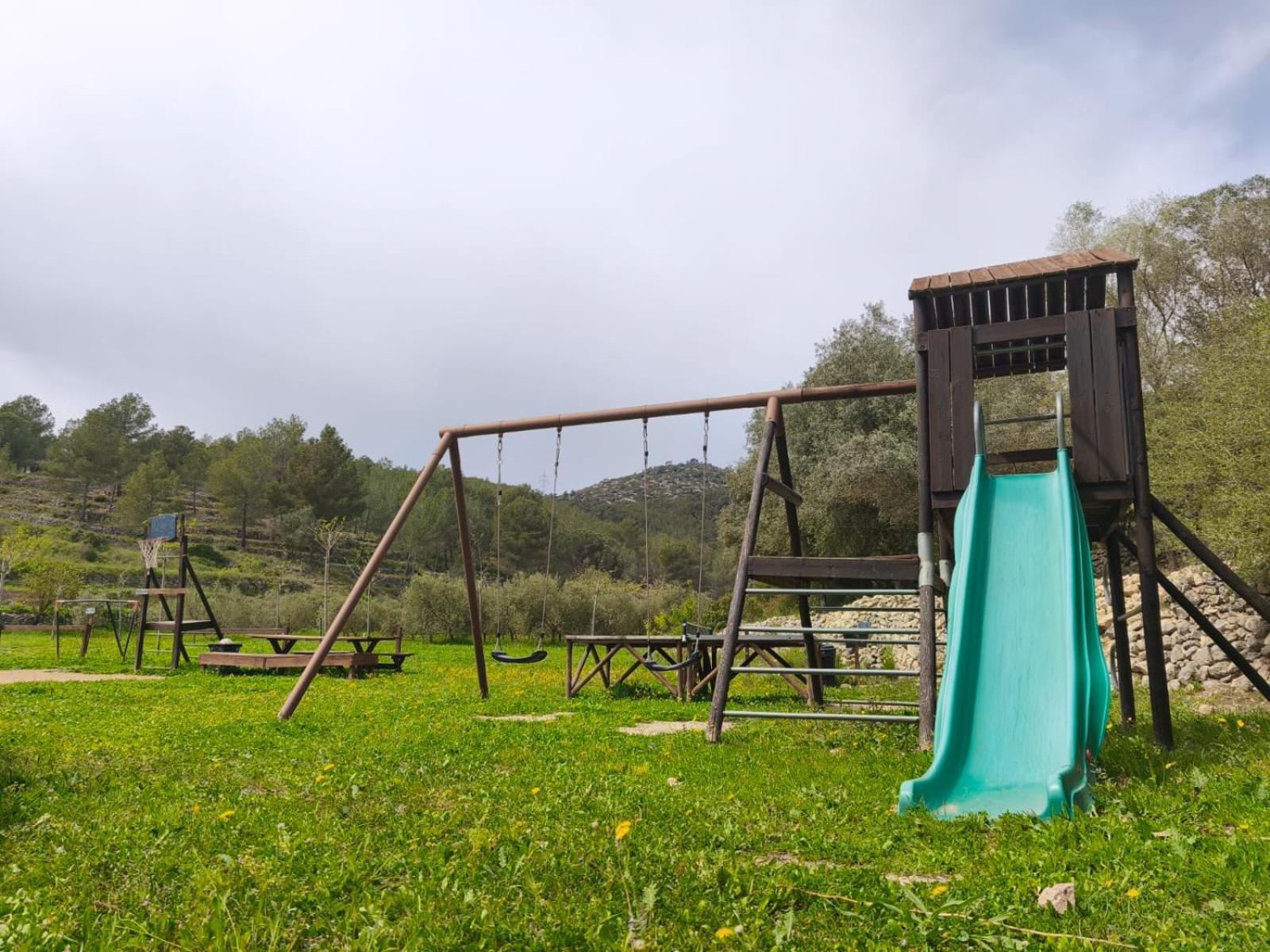 Villa Masia Cal Simo - Casa Rural Con Piscina, Cerca De Sitges, Para Celebraciones Y Eventos