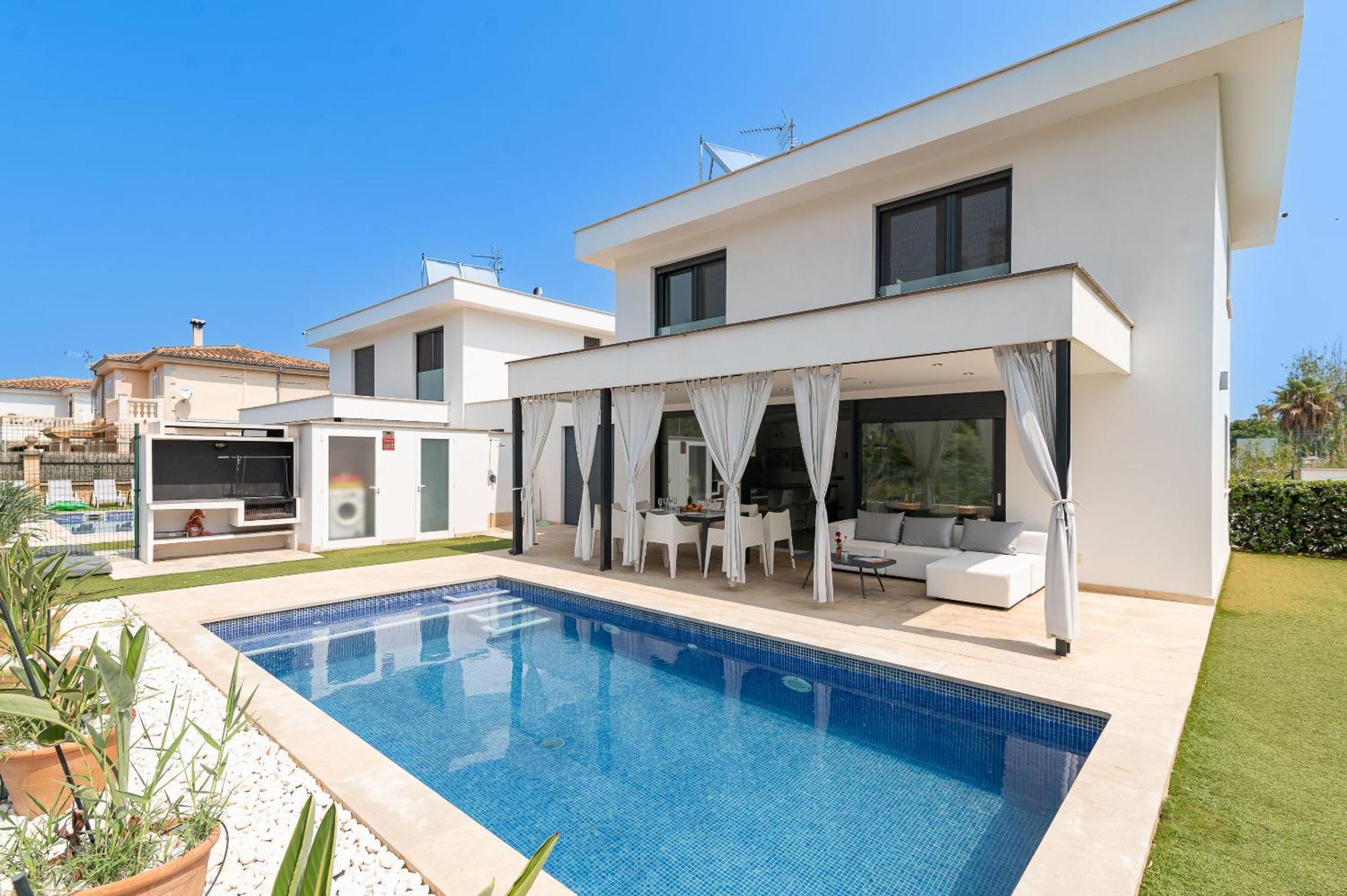 Villa Cosins 1 Mel By Sealand