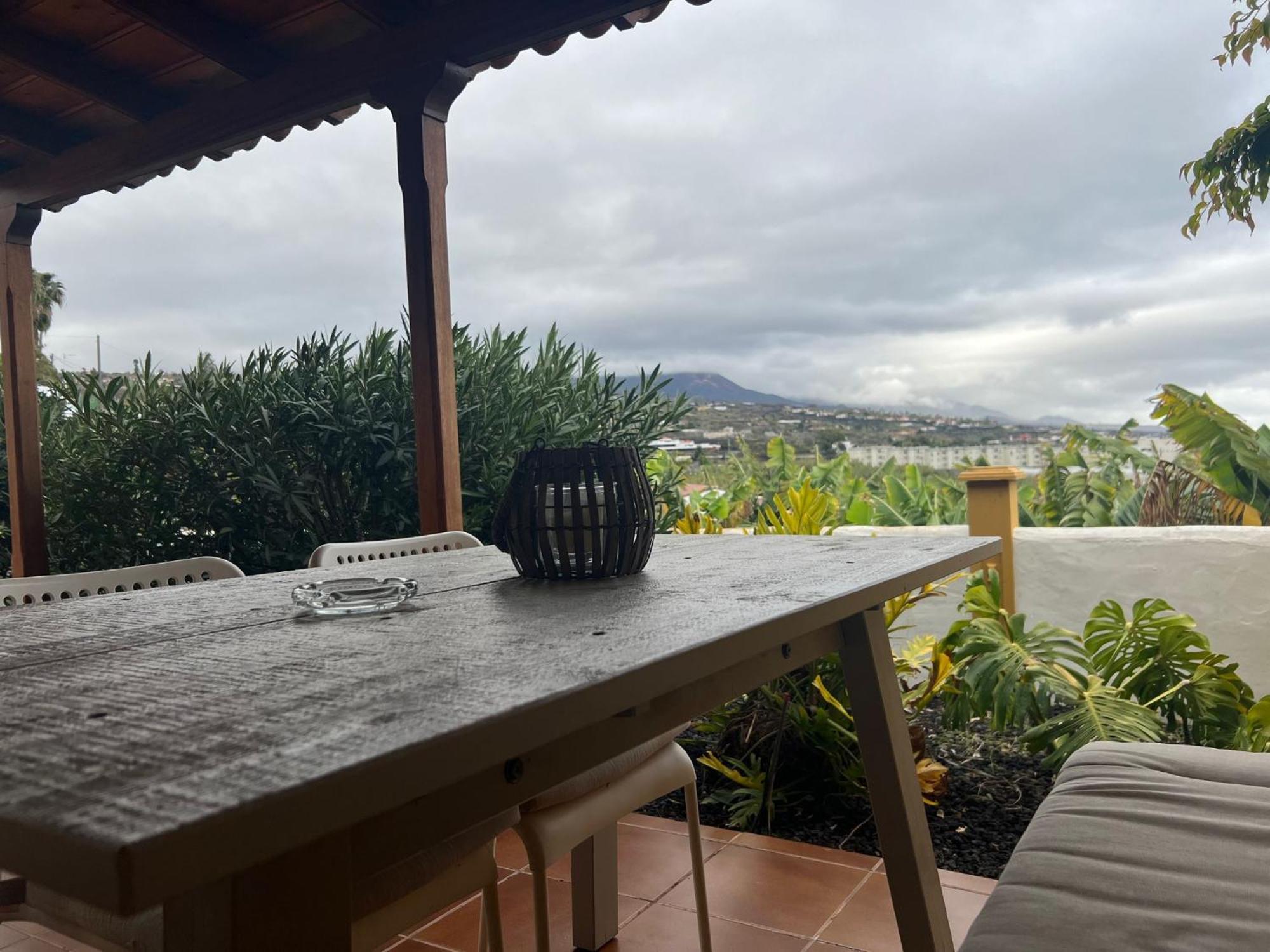 Casas Papayeras, En Barros Los Llanos De Aridane