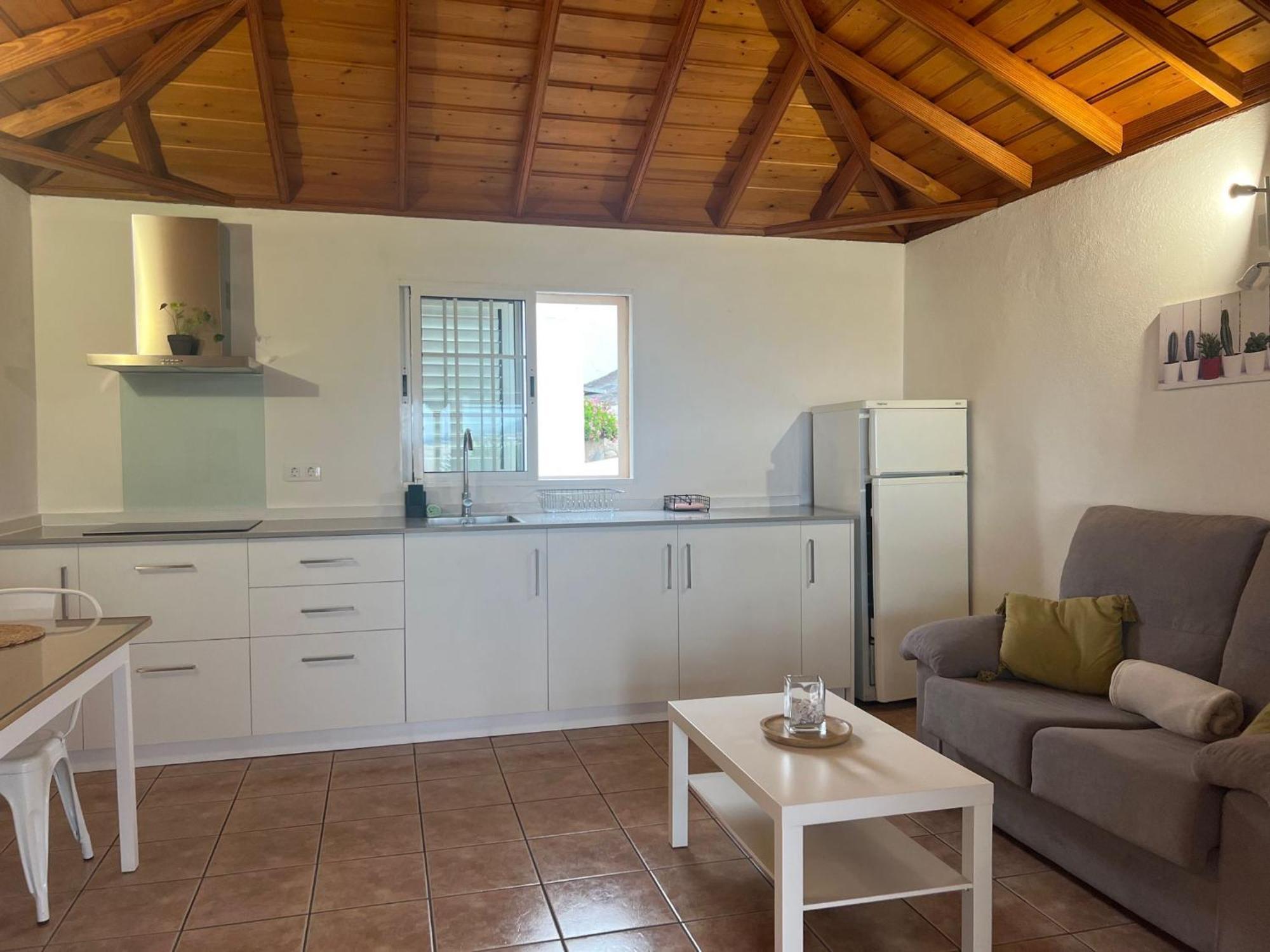 Casas Papayeras, En Barros * Los Llanos De Aridane