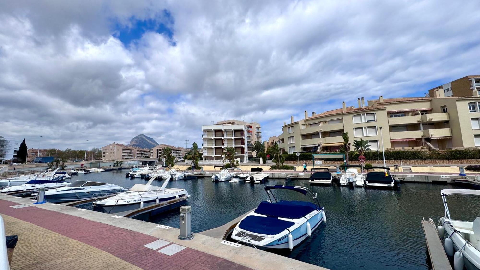 Bismar Vyb Jávea