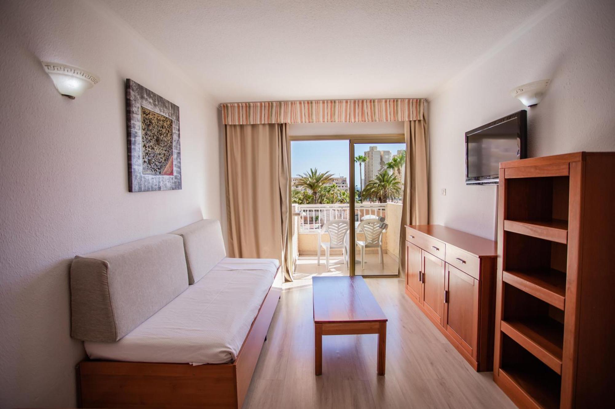 Aparthotel Servatur Caribe Playa de las Americas (Tenerife)