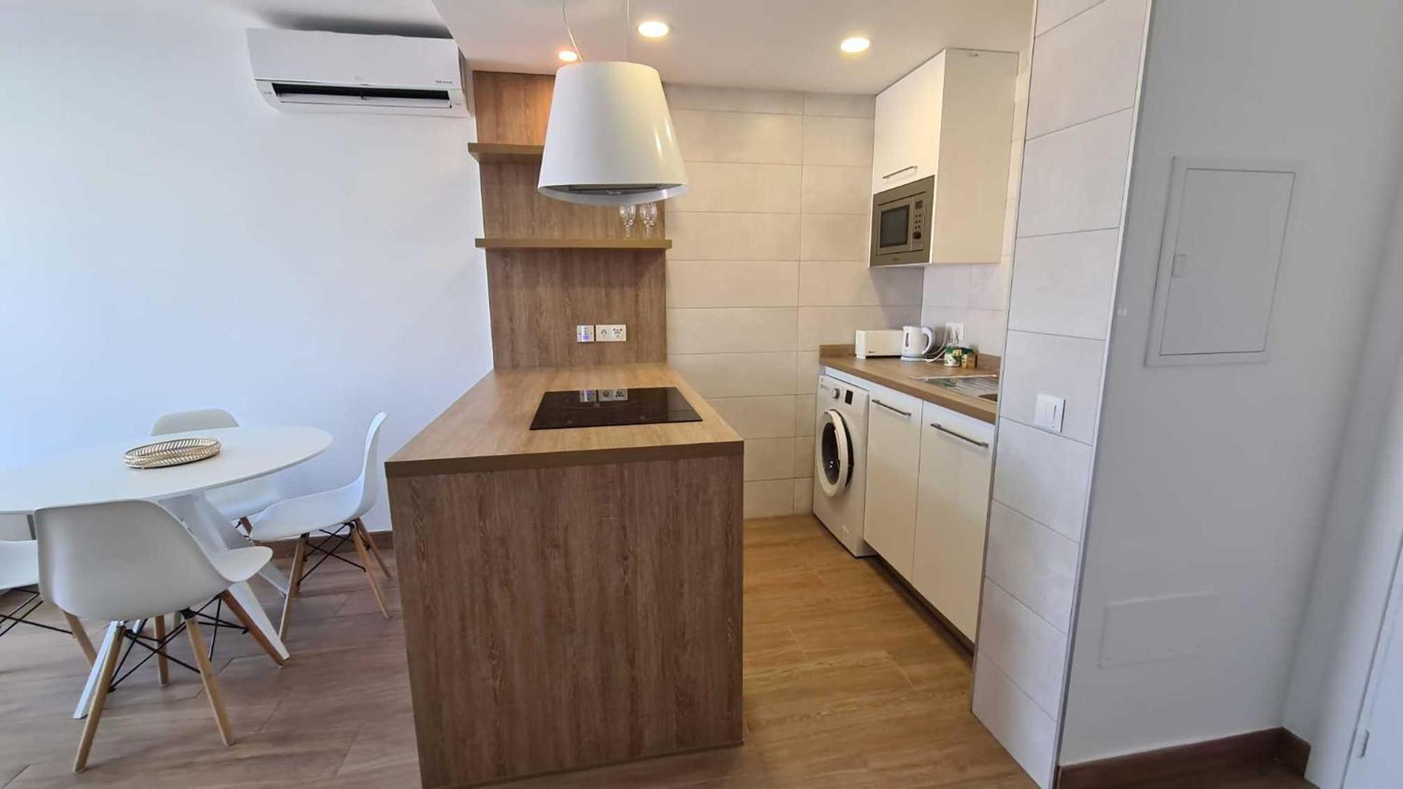 Jupiter Ocean View 1bedroom Apartment *
