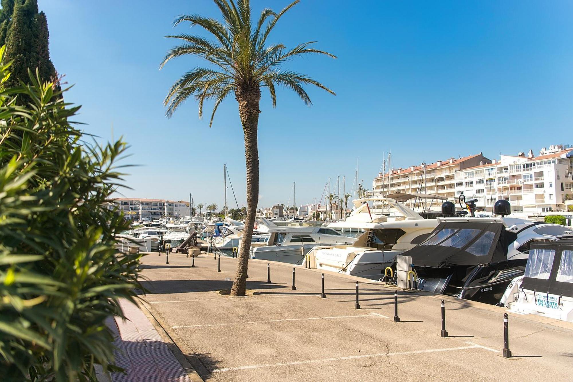 Apartamento Welcs 059 Emp Frente Al Canal Con Terraza