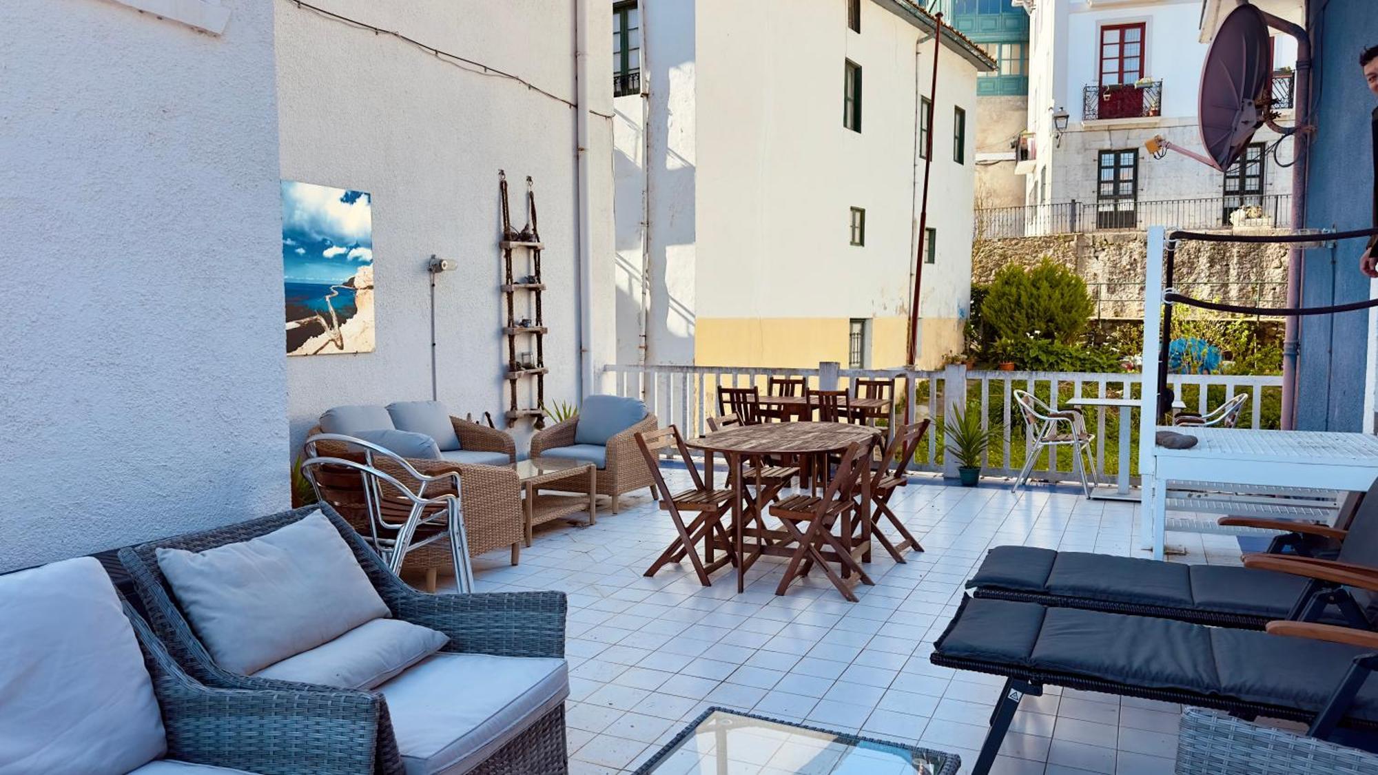 Elan Apartment *
