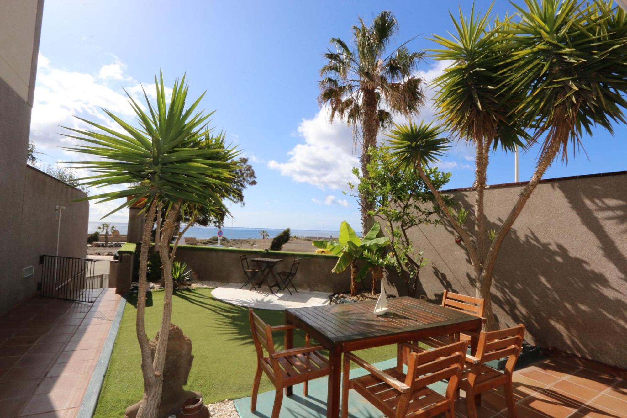 The Beach House El Medano (Tenerife)