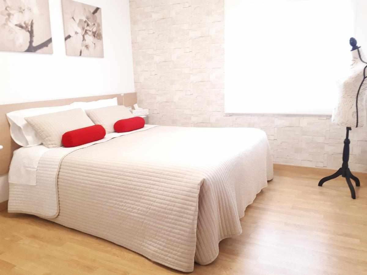 Laura House The Style Airport Bcn Apartamento