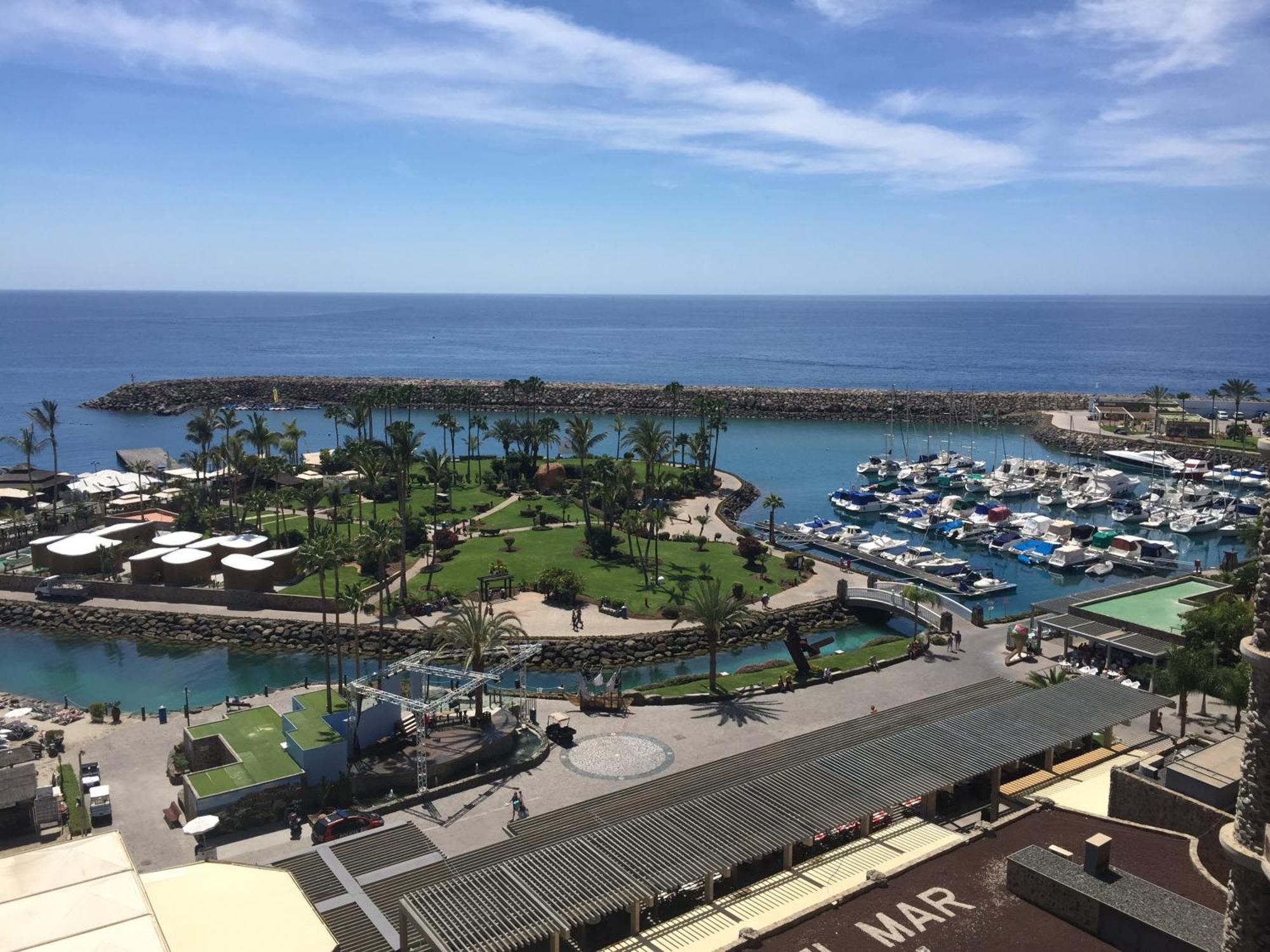 Atlantic Coast - Playa del Ingles (Gran Canaria)
