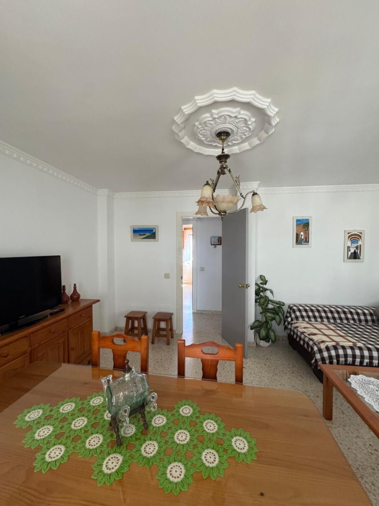 Apartamento Piso De 3 Con Excelente Ubicación En Vejer