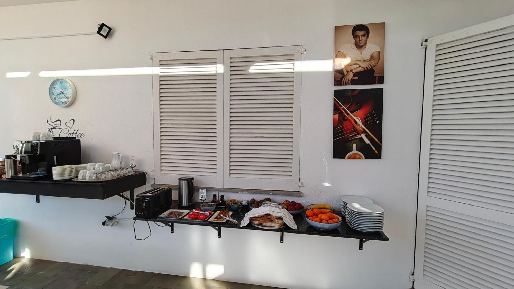 Merce Empuries Bed & Breakfast *