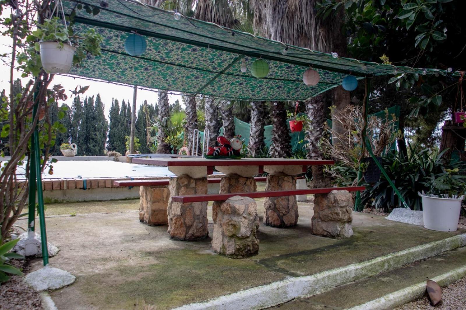 Complex Masia Del Tremendo Y Country house Camarles