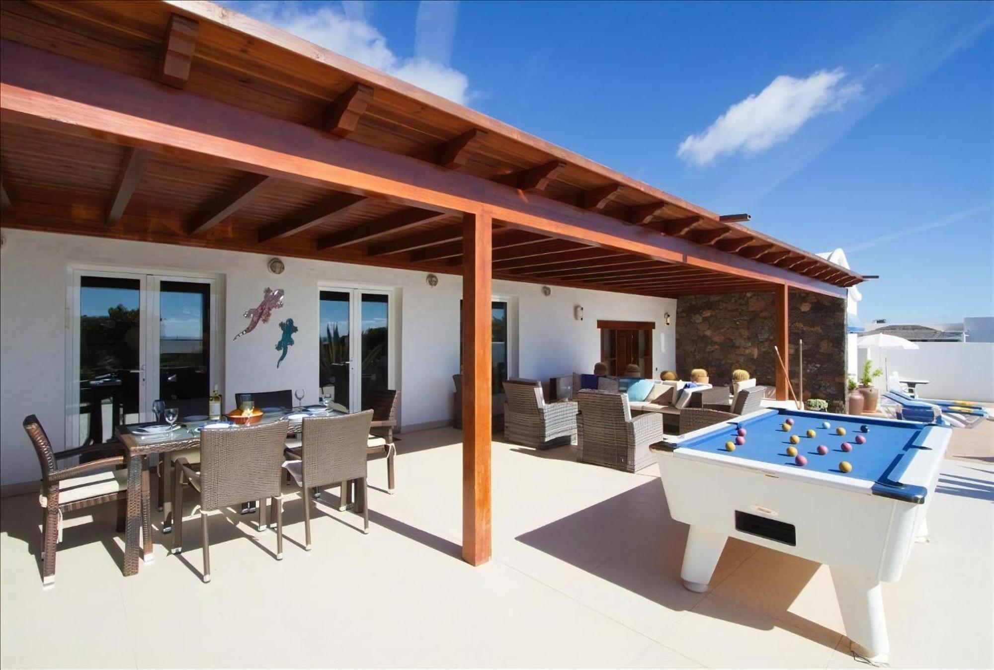 Villa Dos Piedras Puerto Del Carmen Lanzarote *