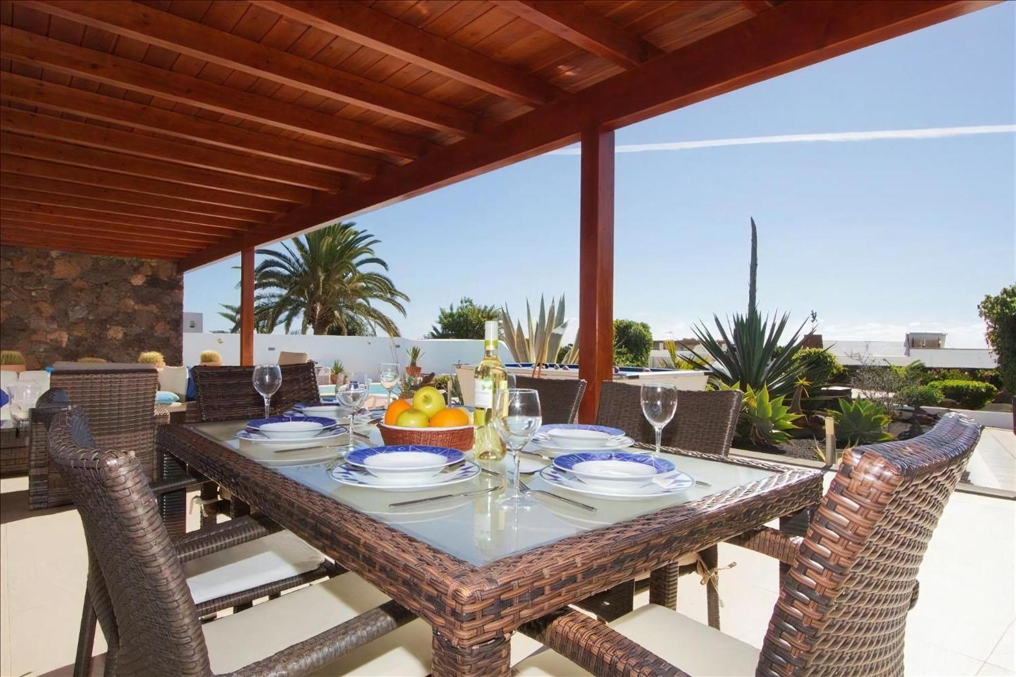 Villa Dos Piedras Puerto Del Carmen Lanzarote *