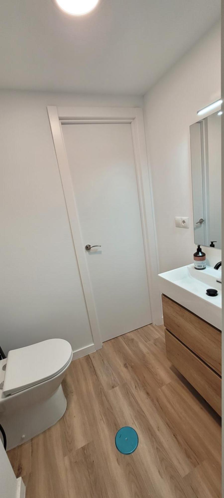 Apartamento Estudio En - La Carihuela - Wifi 365 Mbps - Fire Stick Amazon - Playa A 50 Metros *