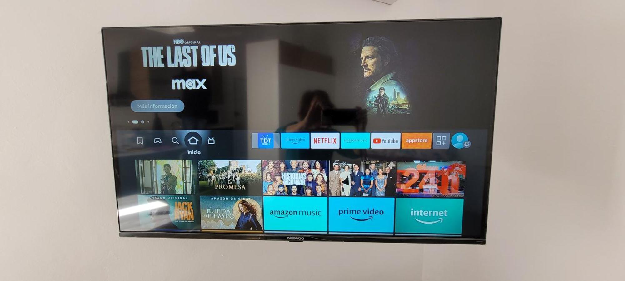 Estudio En - La Carihuela - Wifi 365 Mbps - Fire Stick Amazon - Playa A 50 Metros Apartamento