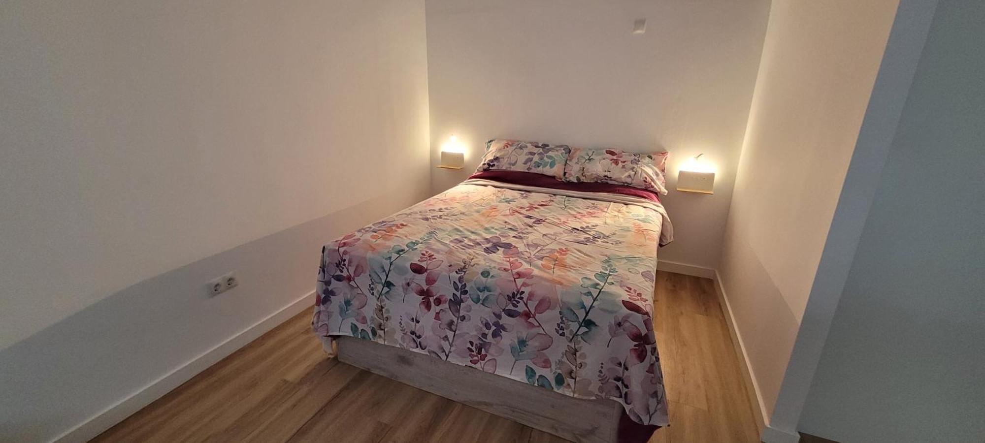 Apartamento Estudio En - La Carihuela - Wifi 365 Mbps - Fire Stick Amazon - Playa A 50 Metros *