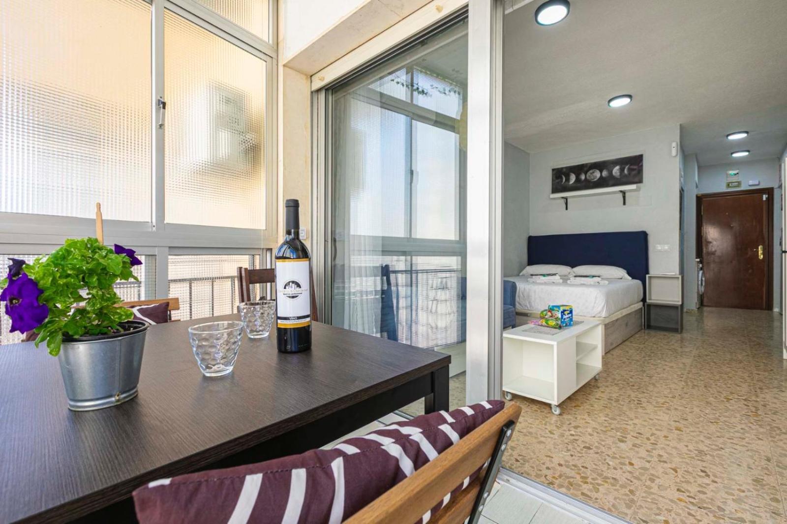 Apartment Anson