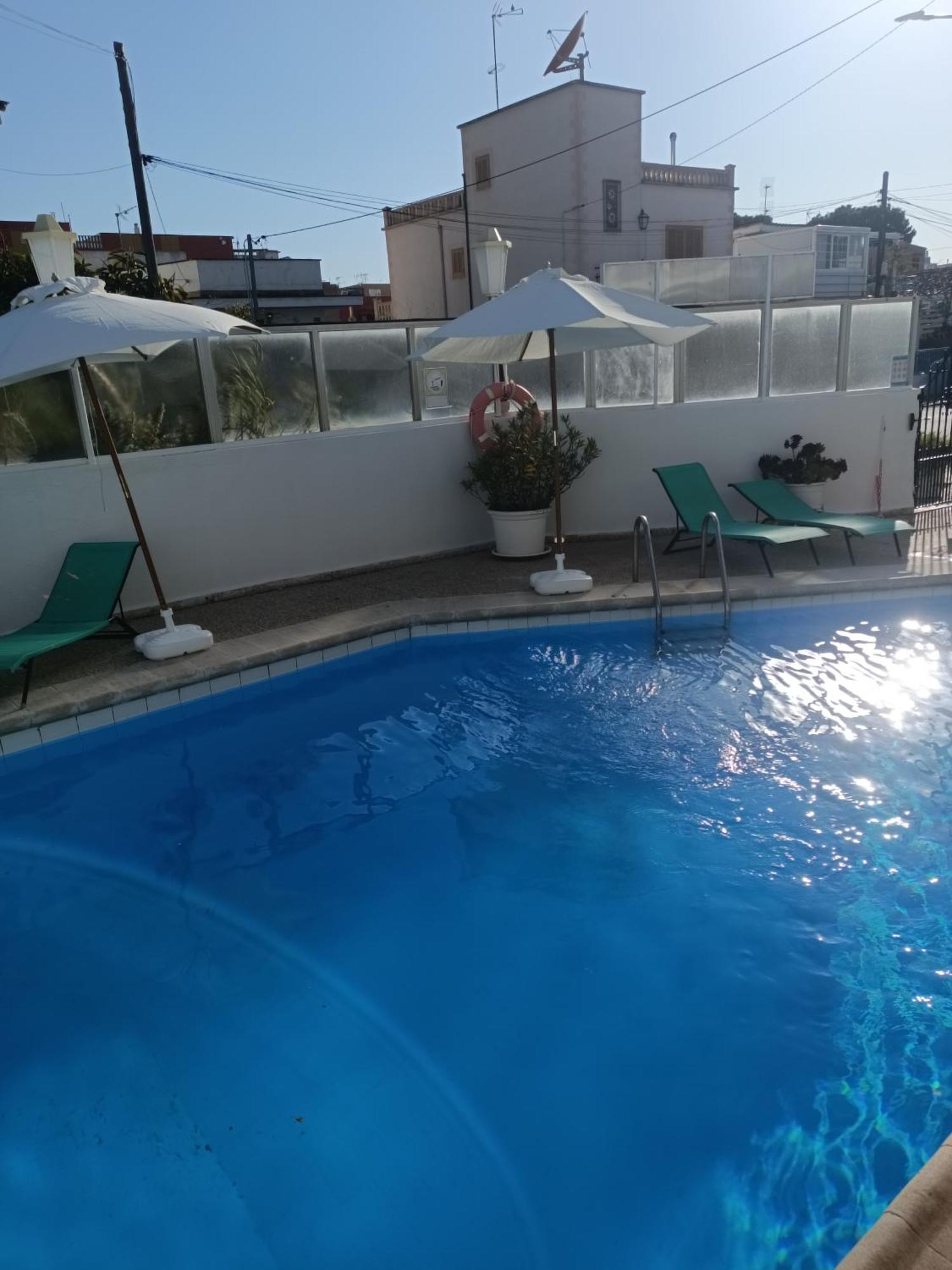 Love hotel Orsi Ses Cadenes