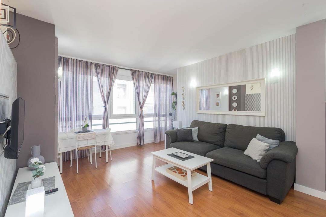 Lujan Playa Canteras Apartment *