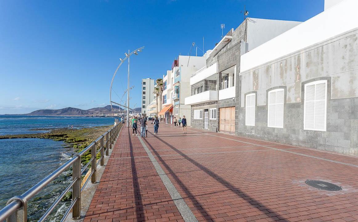 Lujan Playa Canteras