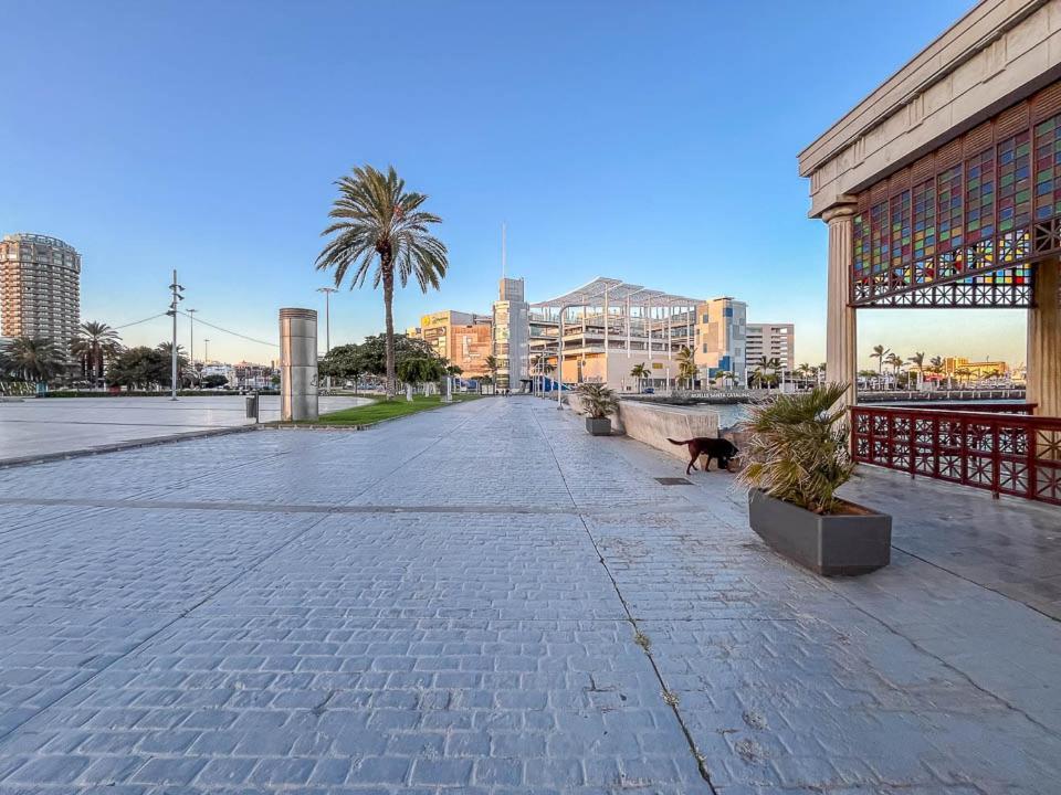 Lujan Playa Canteras Apartment