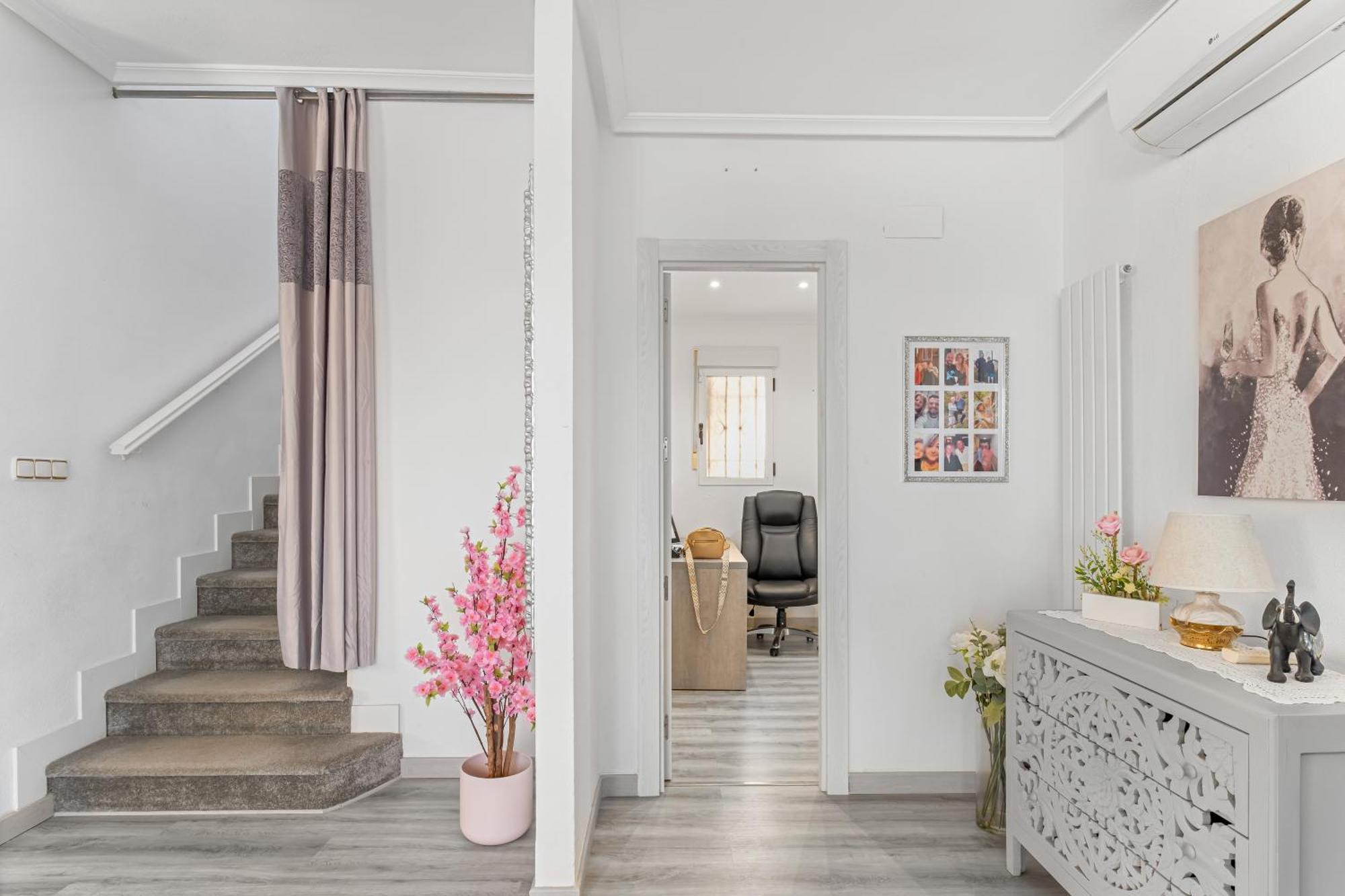 2 Apts In Sun And Happiness Villa