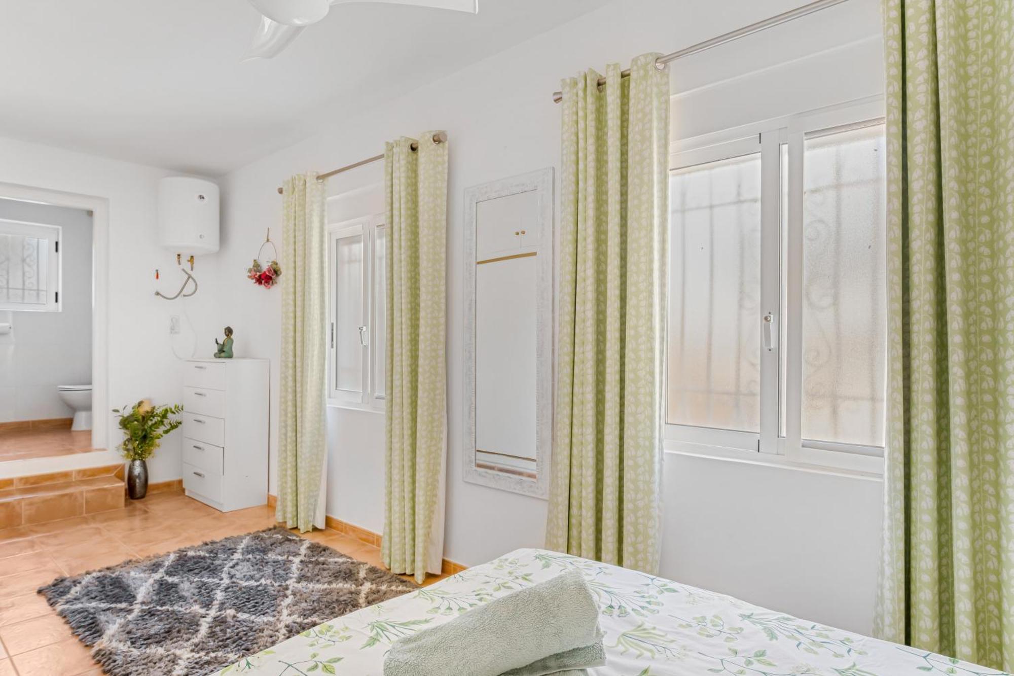 2 Apts In Sun And Happiness San Miguel De Salinas