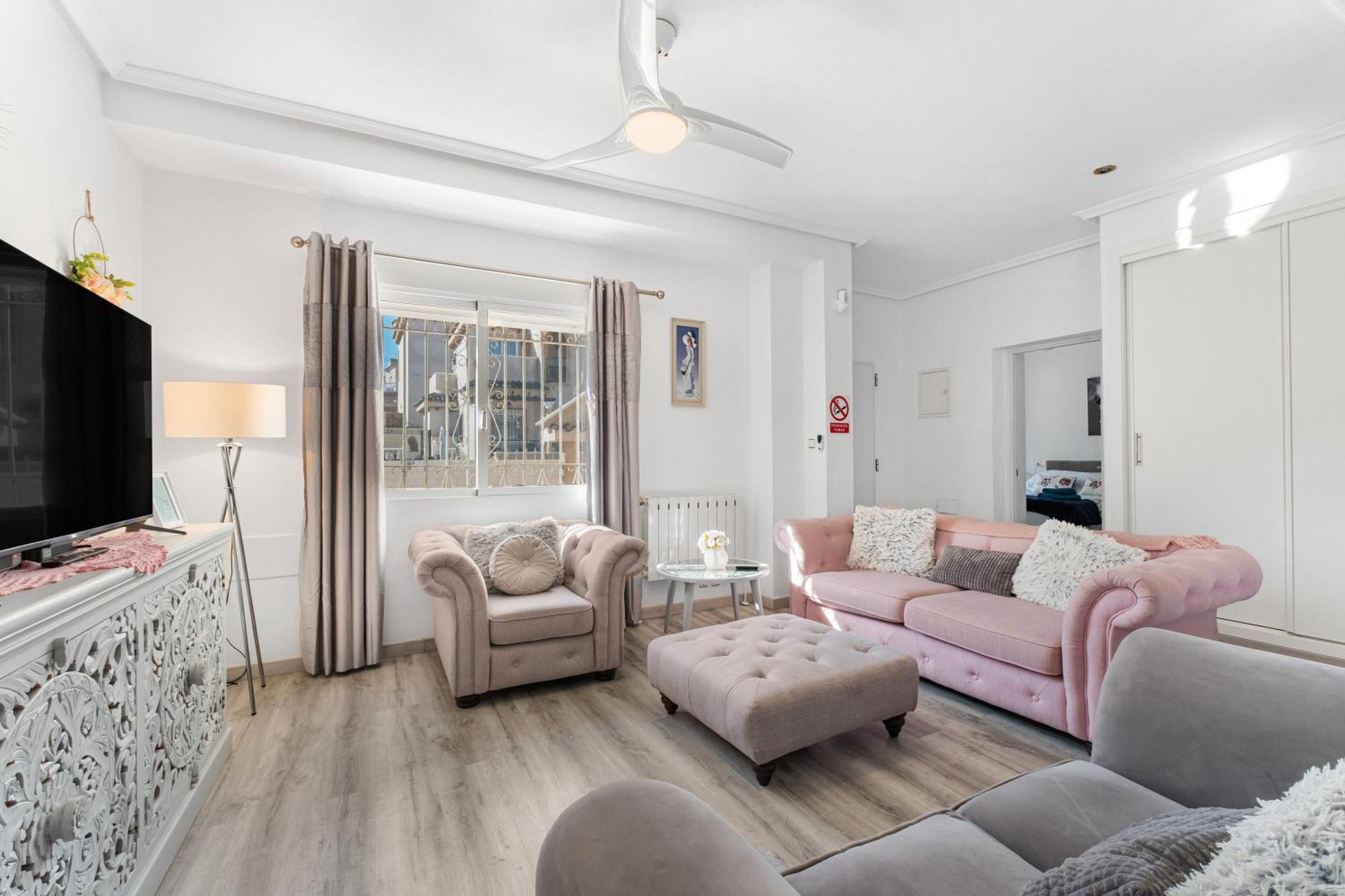 2 Apts In Sun And Happiness Villa