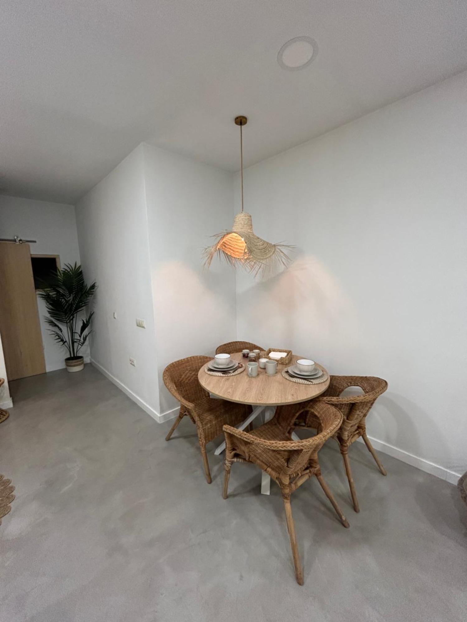 Donna Apartment *