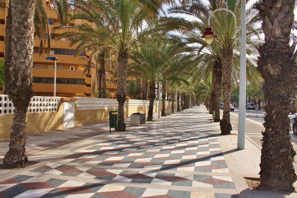 Apartament Playa Arenales Apartamento