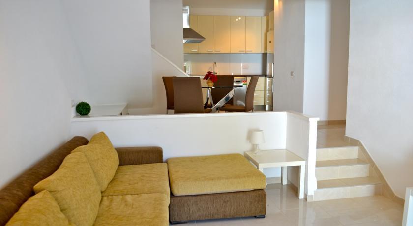 Club Olympus In Garden Apartment Playa de las Americas (Tenerife)