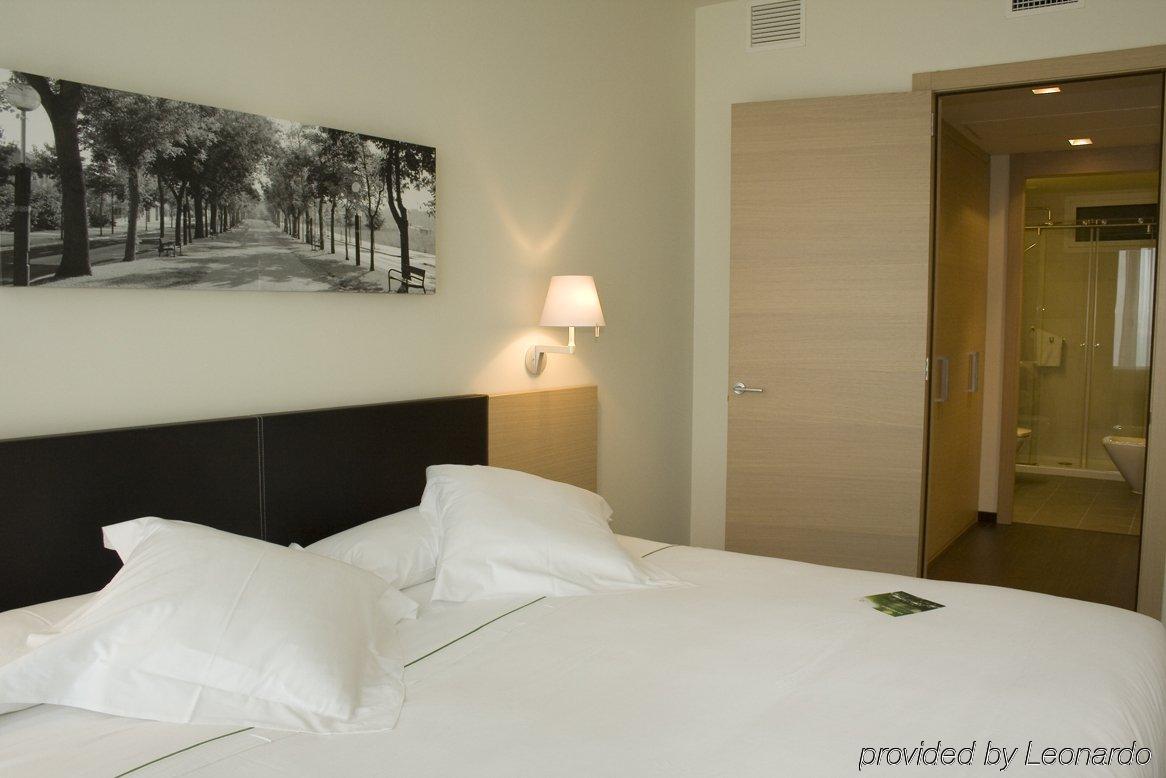 Aparthotel Jardines De Uleta 4*