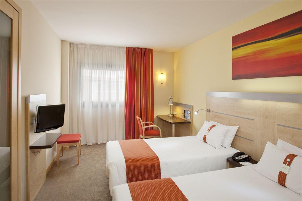 Hotel Express Sant Cugat By Ihg 3*